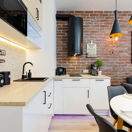 Cosy At The Main Station By Renters * 크라쿠프