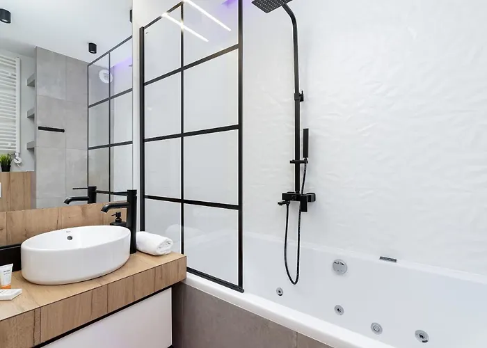 Cosy At The Main Station By Renters Apartment Krakow